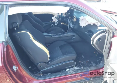 2018 Dodge Challenger R/T Scat Pack z USA, uszkodzony, nr VIN 2C3CDZFJ6JH213056